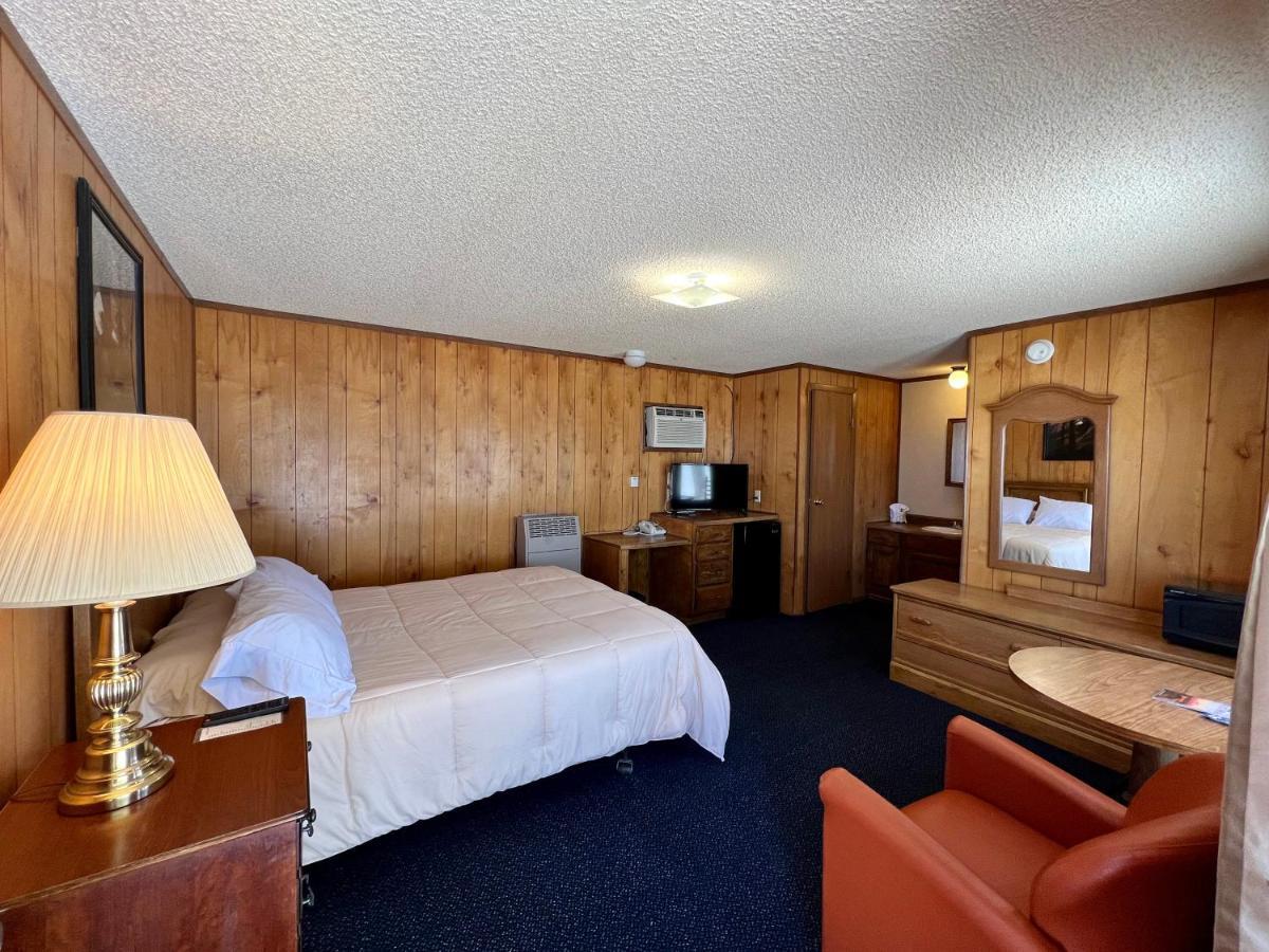 Motel Border Casino Baker